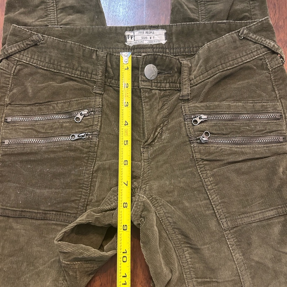 Free People Army Green Corduroy Pants with Zipper Details Size 2 - Picture 5 of 8